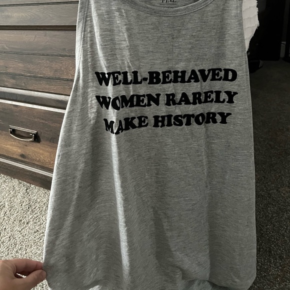 Tank top - Picture 3 of 4